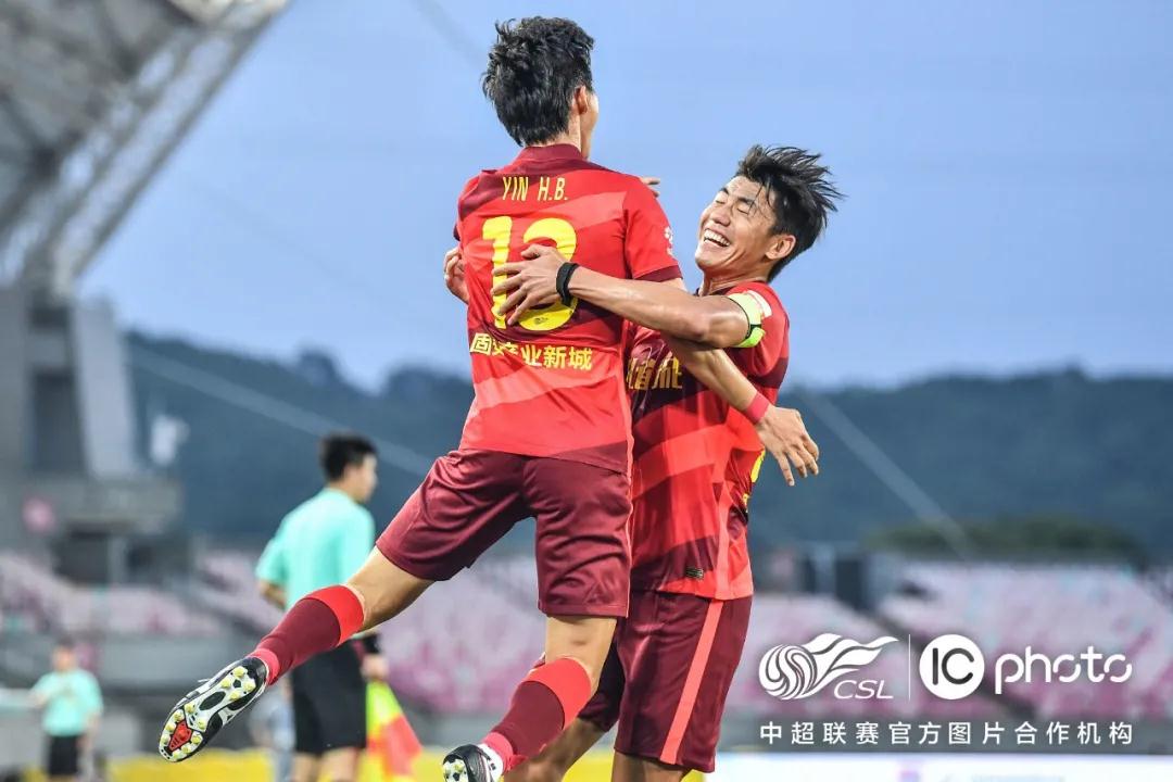 يوم 7 يقدم أحدث العروض والتخفيضات في مول أبراج لتحقيق تجربة تسوق لا تُنسى