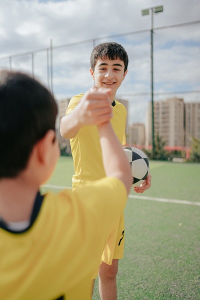 الكويت تبحث عن نقطة تعادل أمام قطر لضمان التأهل إلى نصف نهائي خليجي 26